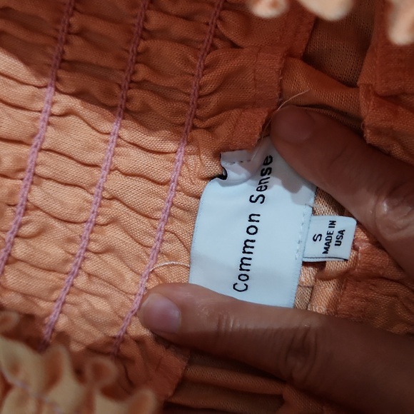 Smocked Shorts Salmon Color Women's Size Small - NWOT - Picture 3 of 4